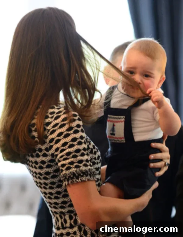 Royal Motherhood's Raw Truth: Kate Middleton's Sleepless Nights with Baby George's Colic 1 featured 1443655