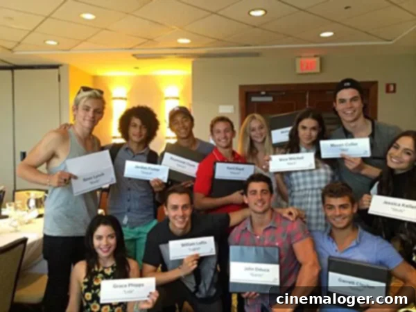 Teen Beach Movie 2: See First Pic Of Cast Together 1 featured 1456983