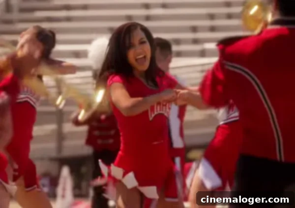Glee: Naya Rivera's Awkward Rendition of Ariana Grande and Big Sean's Duet 1 featured 1599303