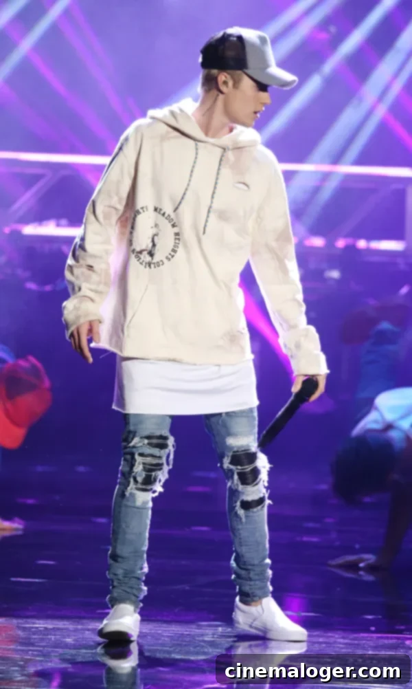 Justin Bieber Disses Selena Gomez On Stage: Retaliation For Niall Horan PDA? 1 featured 1920654