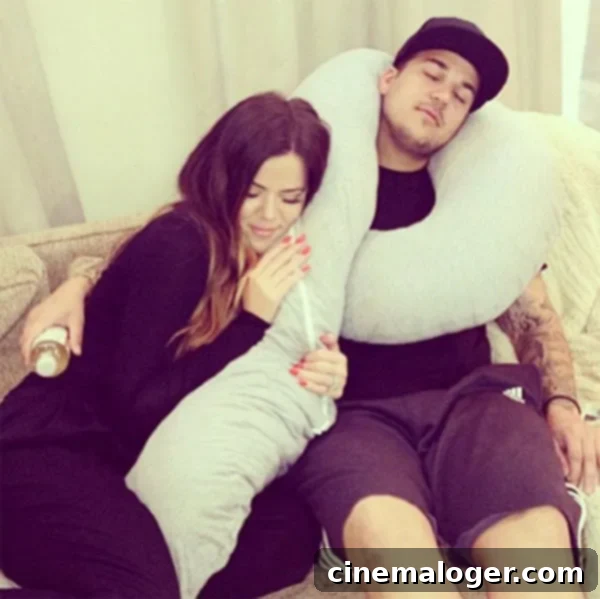 Kardashian Family Pushes Rob For Televised Weight Loss 1 featured 1943311