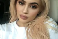 Kylie Jenner Debuts Stylish Shoulder-Length Bob on Snapchat