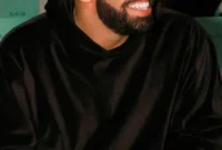 Drake Shares Valentine Dinner With Sexy Twins New Photos