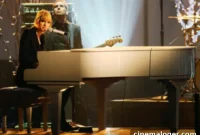 Taylor Swift Says Too Late To Apologize Who Is She Talking To