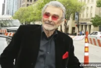 Burt Reynolds, 82, A Shadow Of His Former Self, Spotted With Cane At NYC Airport