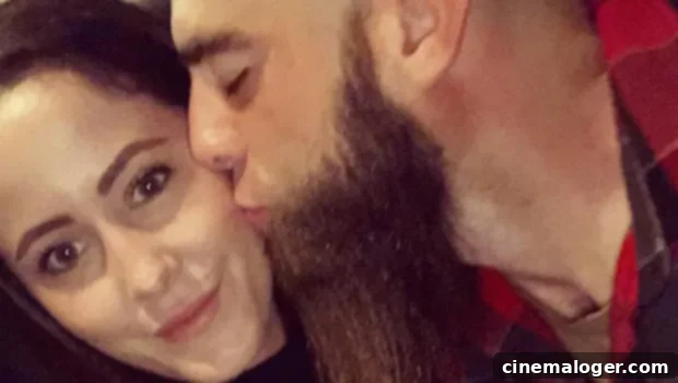 Jenelle Evans' Jaw Injury: The Fan Theories Pointing to David Eason 15 featured 3378245