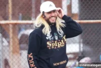 13 Celebs’ Most Jaw-Dropping Ice Blonde Hair Moments