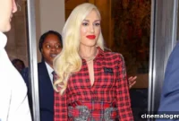 30 Stars Rock Festive Plaid Outfits for Holiday Style, Featuring Gwen Stefani & More
