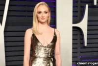 Sophie Turner’s Instagram Dominates: From Westeros Throwbacks to Jonas Brothers Backstage