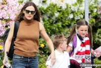 Jennifer Garner Enjoys Sweet Outing With Seraphina And Samuel