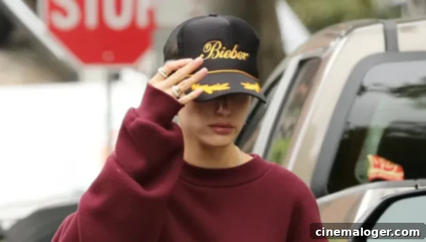 Hailey Baldwin Wears Her Heart on Her Head for Justin Bieber 1 featured 3649960