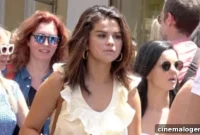 Hollywood’s Favorite Summer Maxi Styles: From Selena to Kendall