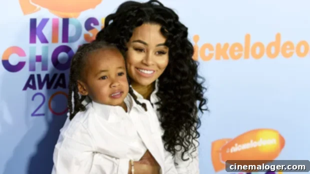 Sibling Goals: Dream & King Build a Fort, Share a Kiss with Blac Chyna 1 featured 3721863