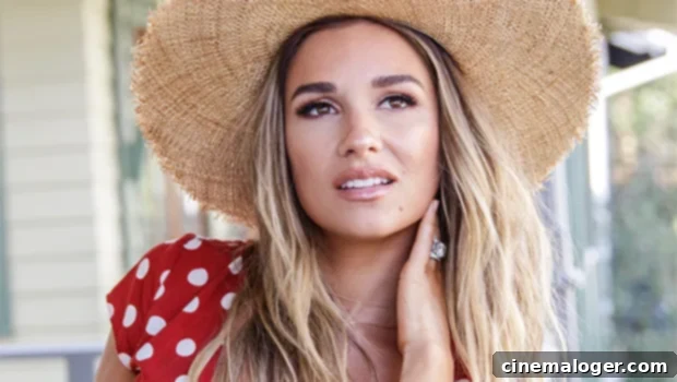 Jessie James Decker Reveals Morning Fasting Is Her Fitness Secret Along With Diet Hacks 1 featured 3741496