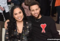 Steph and Ayesha Curry Embrace Their Inner Grinch and Cindy Lou Who for the Holidays