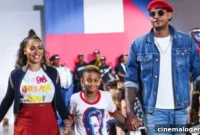 La La and Carmelo Anthony Share Sweet Christmas Reunion in Matching PJs with Son, 12