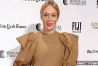 Chloe Sevigny 45 Expecting Her First Child Debuts Baby Bump With Sinisa Mackovic