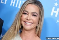 Denise Richards 49 Defies Age Makeup-Free And In Her Stay-At-Home Sweats