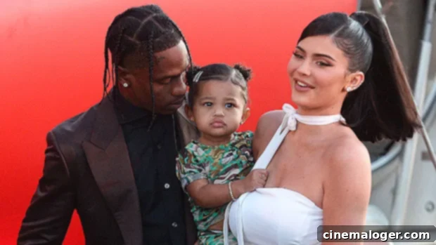 Fans Mock Kylie Jenner's Mother's Day Cake Cutting, Her Epic Reply Silences Critics 1 featured 4056439