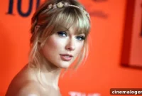 Taylor Swift Tells Class of 2020 to Expect the Unexpected