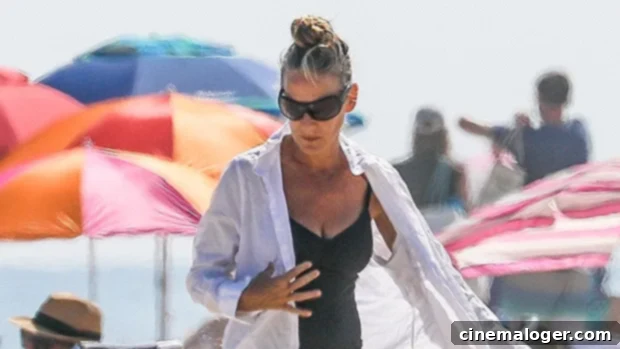 Sarah Jessica Parker, 55, Dazzles in Black Swimsuit for 4th of July Beach Day 1 featured 4124643