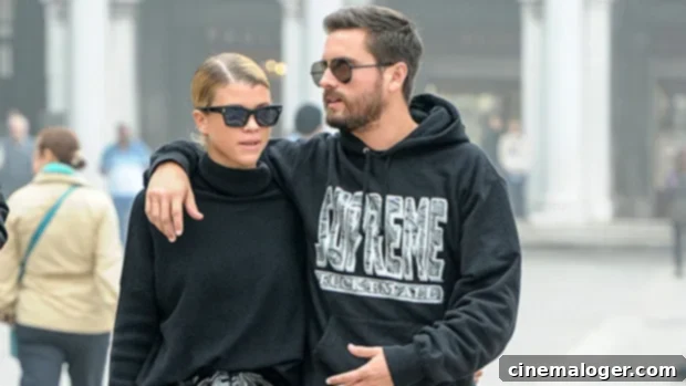 Sofia Richie Models Scott Disick's Talentless Hoodie Following Kourtney's Flannel Appearance 1 featured 4126266