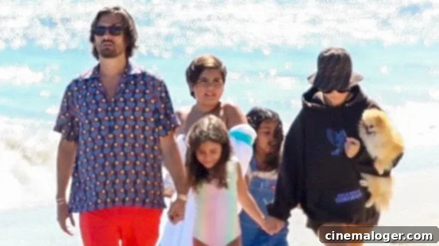 Kourtney and Scott Reunite for Beach Day Fun with Mason, Penelope, and Reign 1 featured 4139871