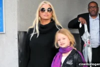 Jessica Simpson’s Sweet Pool Day With Look-Alike Daughter Maxi, 8
