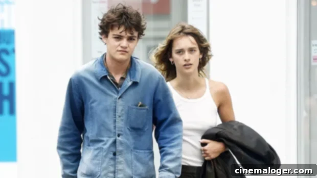 Spitting Image: Jack Depp, 18, Shares Romantic Stroll With Girlfriend Camille 1 featured 4155023