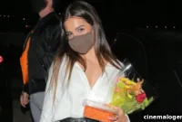 Addison Rae Style File Carrie Bradshaw Inspired And Her Hottest Fashions