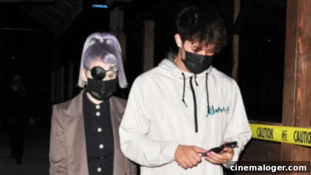 Kelly Osbourne's Night Out: Eye Patch Reveals Makeup Mishap 1 featured 4262877