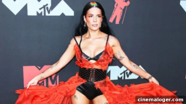 Halsey Stuns In Sultry Lingerie And Dark Wig Photoshoot 1 featured 4266604