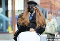 Gigi Hadid Steps Out With Newborn Daughter For First Public Stroll