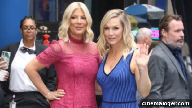 Jennie Garth and Tori Spelling Open Up About The Struggle Of Rewatching 90210 With Luke Perry 1 featured 4284811