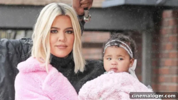 Their Own Sweet Christmas: True Thompson (2) & Khloe Kardashian Bake Up Fun, Opting Out Of The KarJenner Bash 1 featured 4291703
