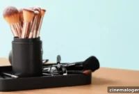 This Cult-Favorite 24-Piece Makeup Brush Set With 18,000+ Raves Is a Steal Under $30
