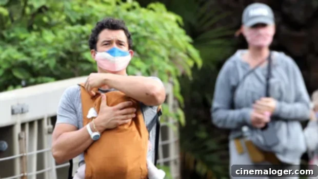 Island Parents: Katy Perry & Orlando Bloom's Relaxed Hawaii Stroll With Baby Daisy 1 featured 4344095