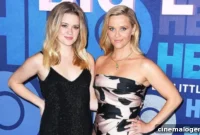 Ava Phillippe and Boyfriend Mirror Parents Reese and Ryan in Sweet Selfie