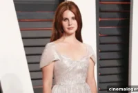 Lana Del Rey Rings In 36 With Rare Bikini Shot And Lookalike Barbie Cake