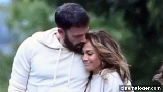 Ben and J.Lo's Bicoastal Commitment: A Summer Challenge for Their Love 1 featured 4474569