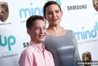 Kate Hudson’s Bikini Bliss: Yachting with Son Ryder on Family Getaway