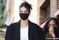 Kendall Jenner Shows Suns Spirit In Oversized Jacket For Devin Booker