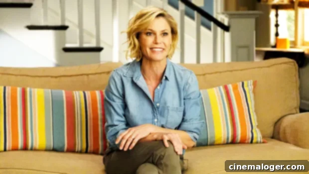 Julie Bowen Modern Family Star Assists Fainting Hiker With Broken Nose 1 featured 4493240