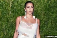 Lourdes Leon Electrifies Savage X Fenty in Teal Vinyl and Latex