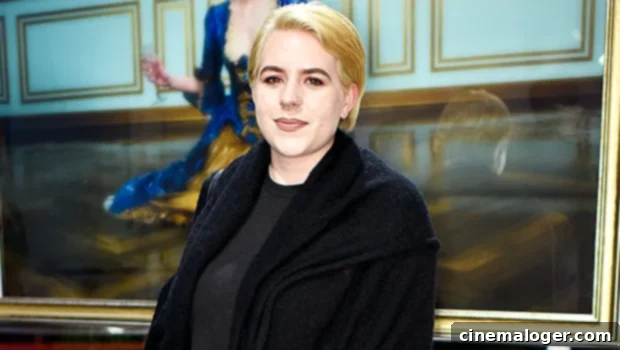 Bella Kidman Cruise's Rare Appearance at Courtney Love's London Art Exhibit 1 featured 4528810