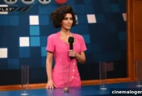 Kanye West Catches Kiss From Kim Kardashian at SNL