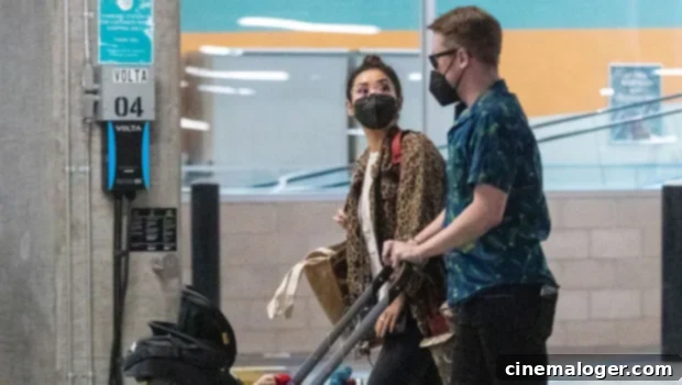 Rare Sight Macaulay Culkin And Brenda Song Shop With Six-Month-Old Son Dakota 1 featured 4561199