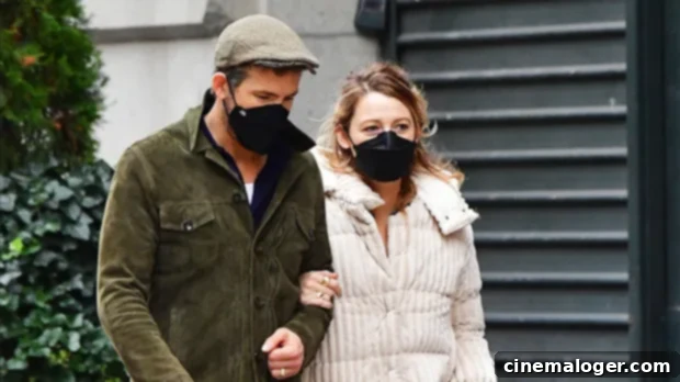 Blake Lively and Ryan Reynolds' Adorable NYC Outing, Arm-in-Arm 1 featured 4572313