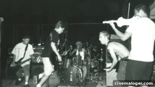 Yellowcard Electrifies Star Struck With A Heightened Punk Rock Punch 1 featured 4602821