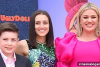 Kelly Clarkson Determined To Deliver Dream Christmas To Kids Post-Split